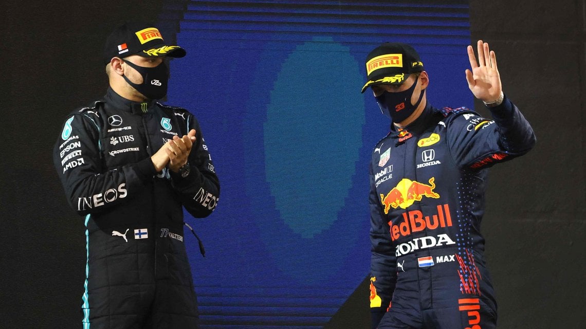 Bottas e Verstappen