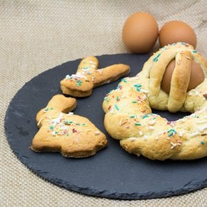 La scarcella, il dolce pugliese del giorno di Pasqua