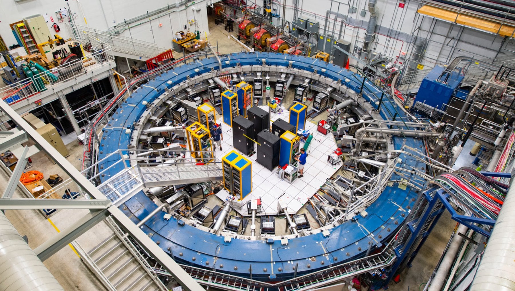 Come Funziona Un Acceleratore Di Particelle