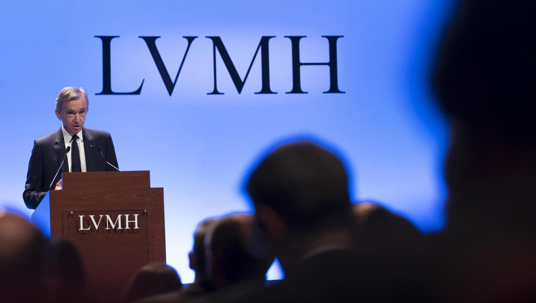 Della Valle cede il 6,8% di Tod's a Lvmh, il colosso francese del lusso ...