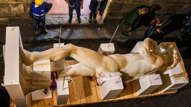 "Così abbiamo fatto arrivare il David nudo a Dubai"