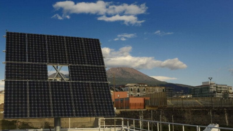 Energia solare, dagli Urali ai laboratori di Portici la perovskite rivoluziona i pannelli fotovoltaici
