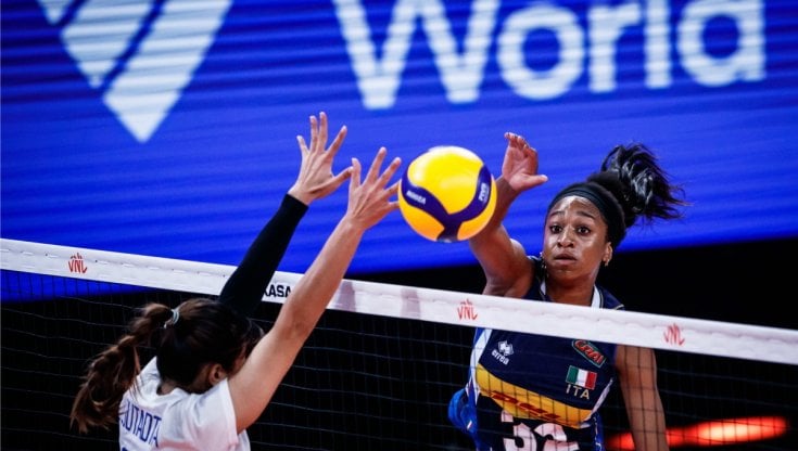 Una fase della sfida tra le azzurre e la Thailandia (foto Federvolley)