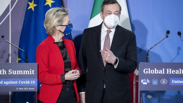 La presidente della Commissione europea, Ursula Von der Leyen, e il presidente del Consiglio, Mario Draghi