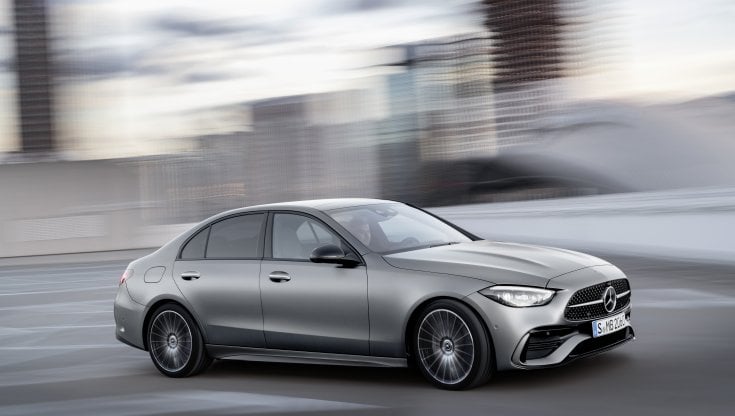 Rivoluzione Classe C, la Mercedes elettrifica la nuova gamma