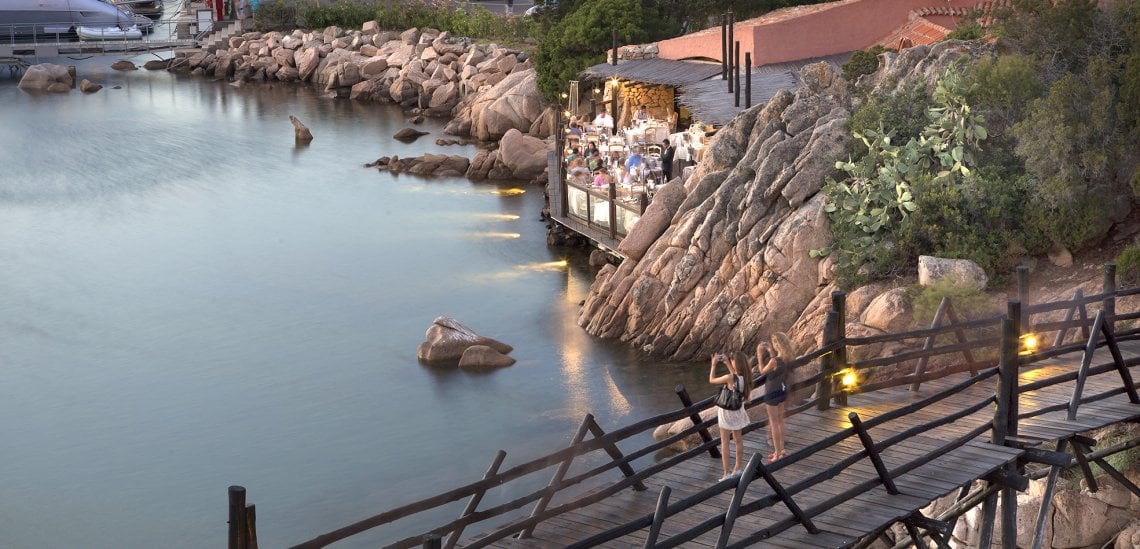 Il ristorante dell'hotel. L'affaccio &egrave; sul mare della Costa Smeralda
