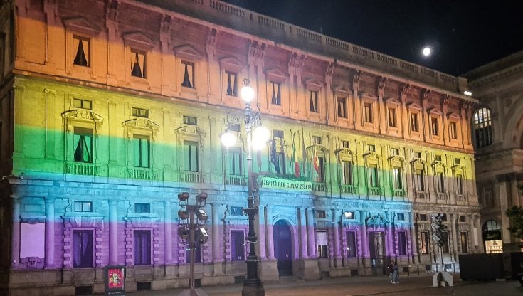 La lettera di Draghi e altri 15 leader europei in difesa dei diritti Lgbti: "Per discriminazione e odio non c'è posto nell'Ue"