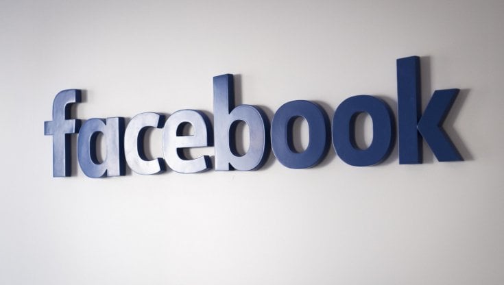 Facebook vince in tribunale: "Non ha il monopolio dei social". E a Wall Street vola oltre mille miliardi