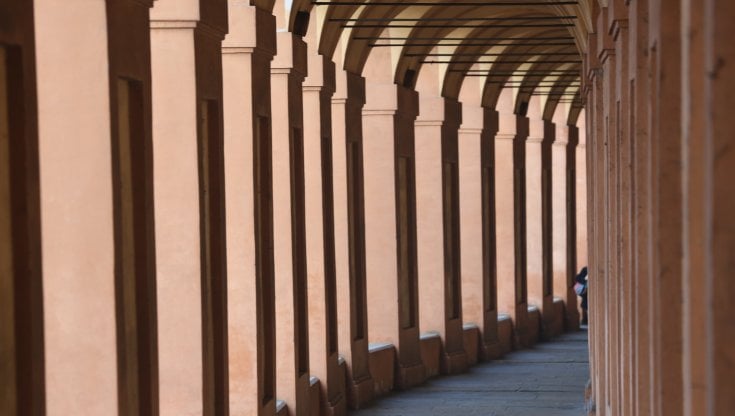 I portici, e via 