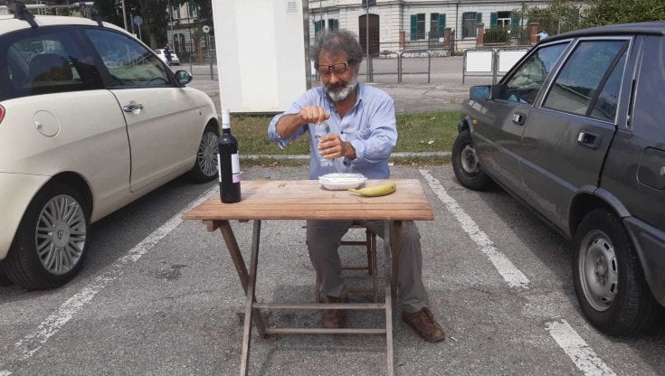 Il sindacalista Polfer | Io | agente no vax | meglio dietro alla scrivania che costretto all'iniezione" - Vimarsana News