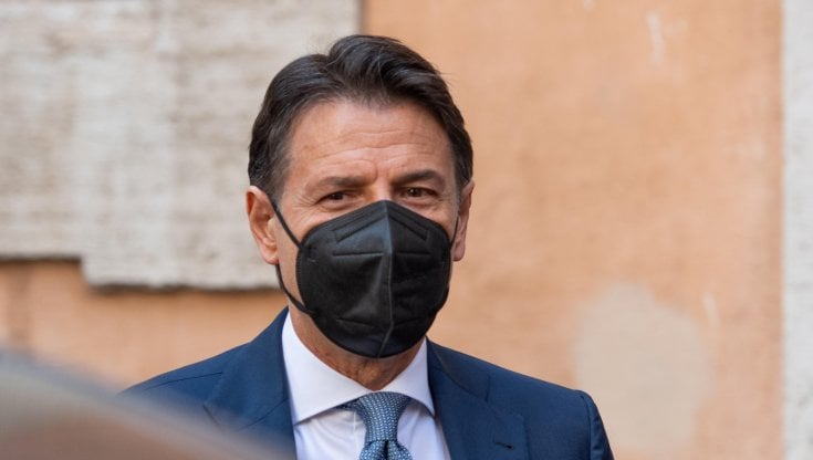 Conte e i talebani, i "democristiani" col kalashnikov