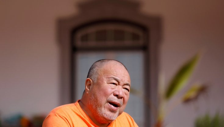 Credit Suisse chiude il conto corrente di Ai Weiwei