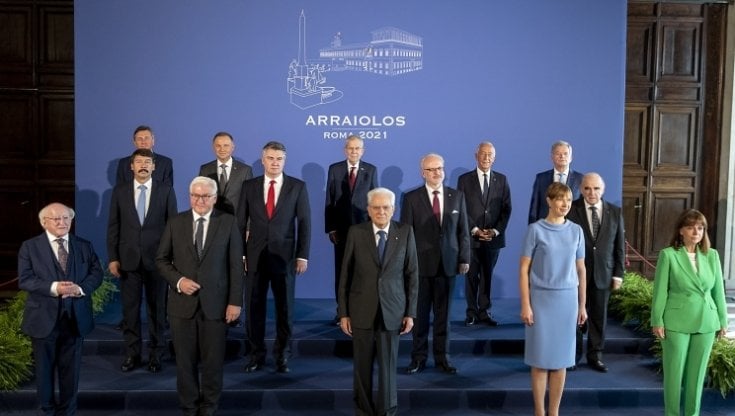 Mattarella: "All'Europa servono politica estera, difesa e sicurezza comuni in accordo con la Nato. Altrimenti viene meno"
