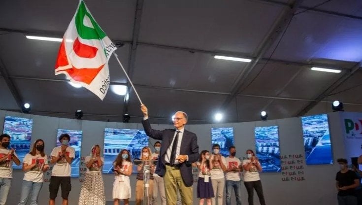 Il segretario del Pd, Enrico Letta 