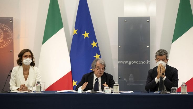 Green Pass, Brunetta: "Decreto per 23 milioni di lavoratori. Siamo all'avanguardia nel mondo"