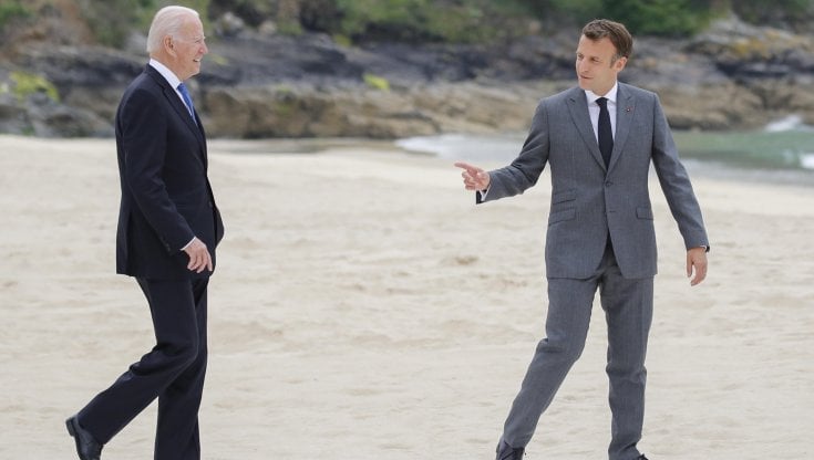 Il presidente degli Stati Uniti Joe Biden e quello francese Emmanuel Macron