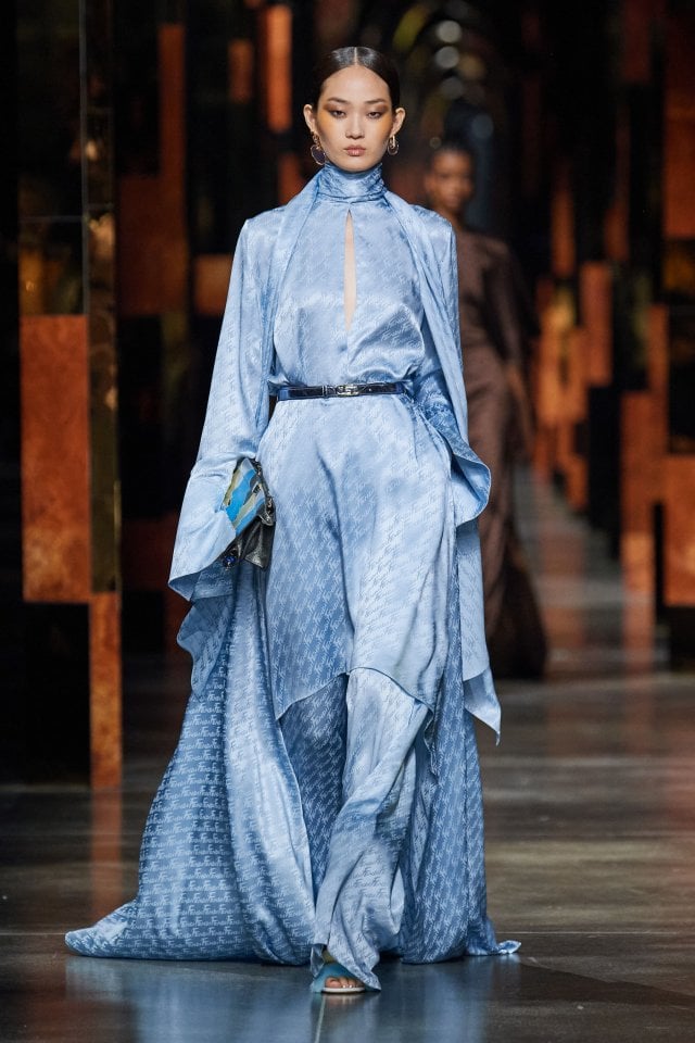 Sfilata Fendi a Milano: collezione primavera estate 2022 - la Repubblica