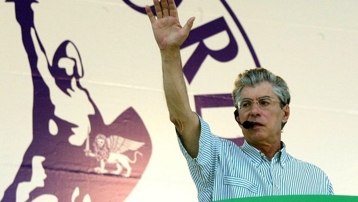 Gli 80 anni di Umberto Bossi: se ci manca la voce del Senatur