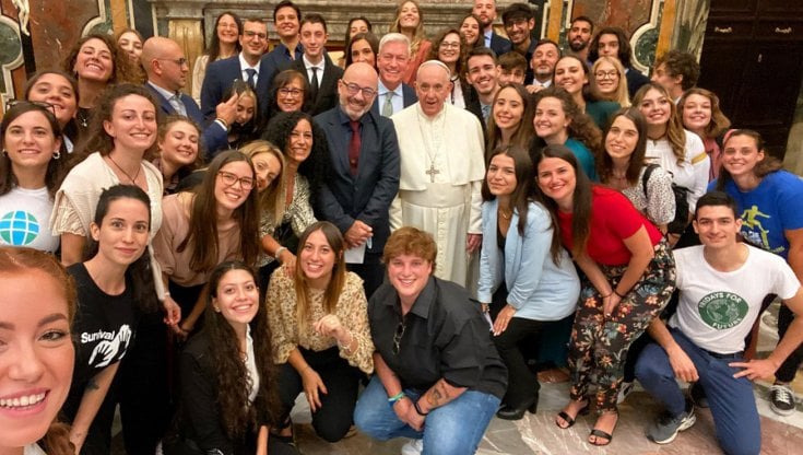 Il Papa incontra Cingolani e i ragazzi della generazione Greta: "Voi siete il futuro"