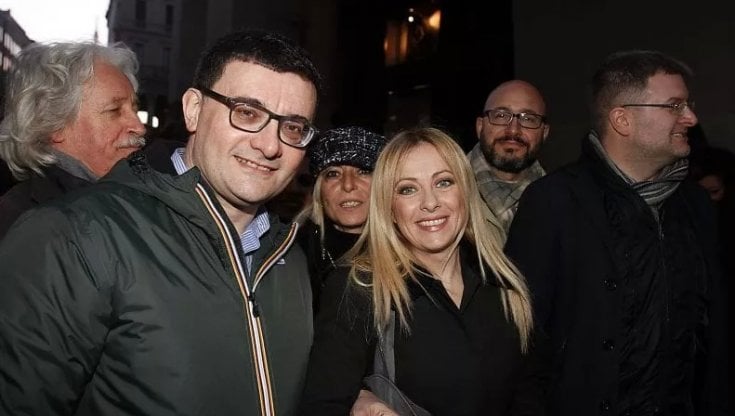 La foto postata da Roberto Jonghi Lavarini su Instagram: lui assieme a Giorgia Meloni