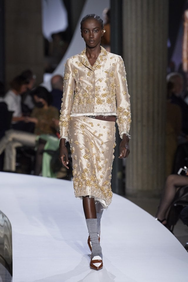 Miu Miu primavera-estate 2022: dare nuova forma alla realtà - la Repubblica