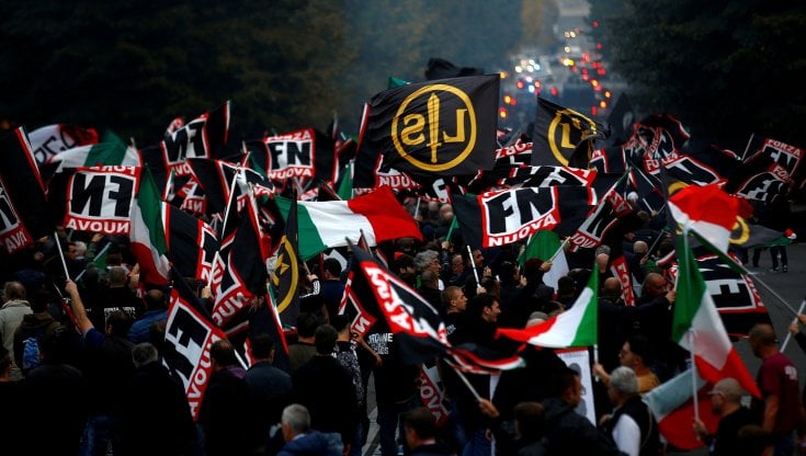 Forza Nuova, prove di disgelo alla Camera: astensione incrociata sulle mozioni di centrodestra e centrosinistra 