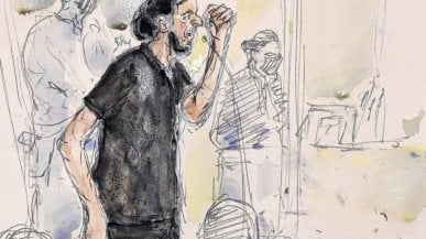 Parla l'attentatore Salah Abdeslam: "Abbiamo colpito per rispondere ai bombardamenti contro lo Stato islamico. Anche voi avete ucciso civili e bambini"