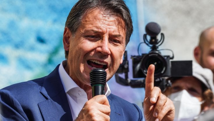 M5S, Conte: “Con Draghi al Colle no al voto". Nel Movimento diktat e liti: c’è il nodo capigruppo