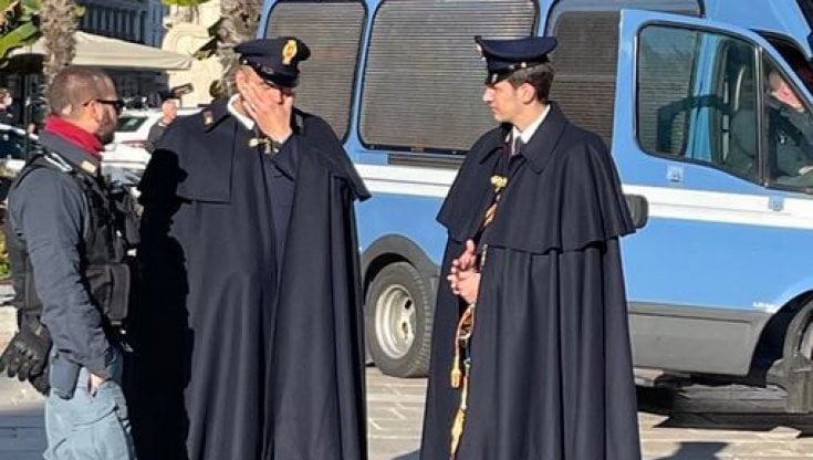 La polizia italiana? Ha il meglio look del mondo. Parola di Gardner ex ambasciatore Usa 