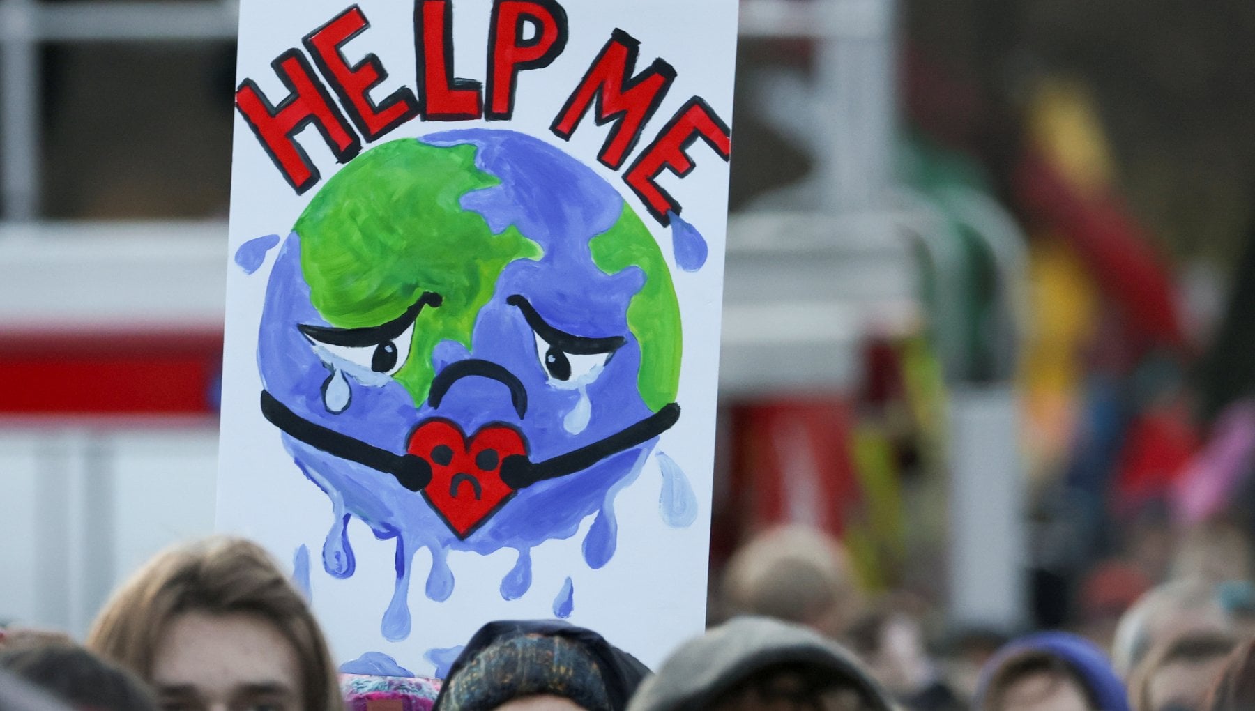 Cop26, pizze notturne, cordate e compromessi: così lavorano nell'ombra gli infaticabili sherpa. Un accordo sul clima dipende da loro