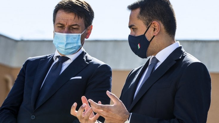 Da sinistra, Giuseppe Conte e Luigi Di Maio