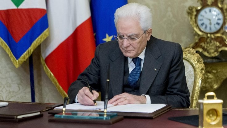 Covid, Mattarella: "Responsabilità condivisa per battere la pandemia"