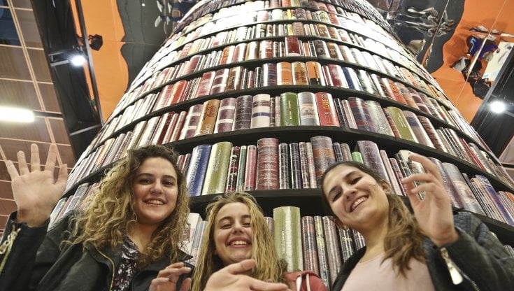 Biblioteca antivirus. Leggere per capire