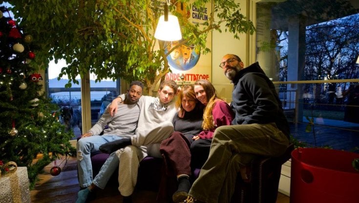 Ibrahim con la famiglia Neppi Modona