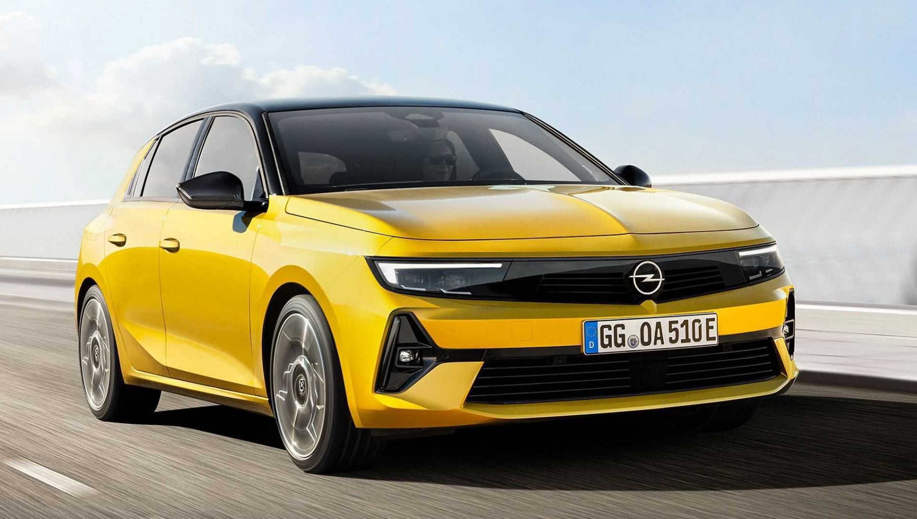 Maggio Opel Astra La Repubblica