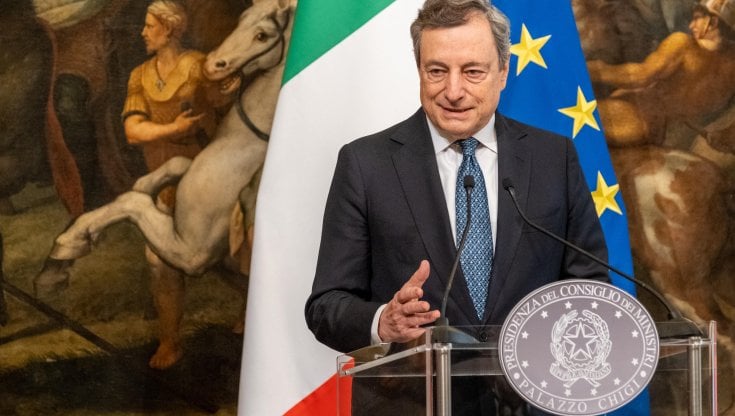 Il fragile equilibrio Draghi-partiti