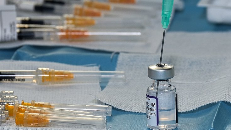 Le due falle nella lotta contro il virus