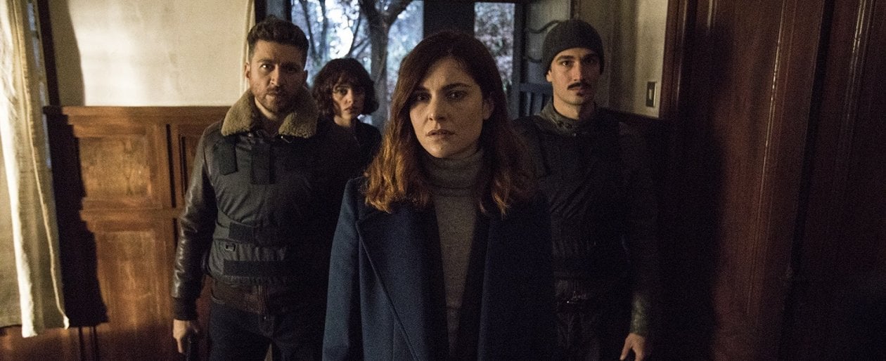 'Non mi lasciare', le indagini di Vittoria Puccini nella metà oscura del web