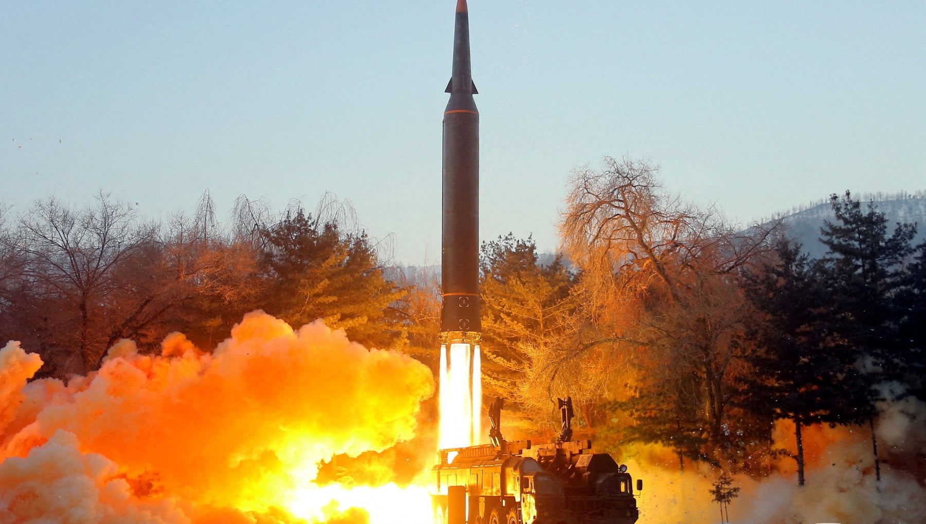 La Corea Del Nord Ha Di Nuovo Lanciato Un Missile Ipersonico La 