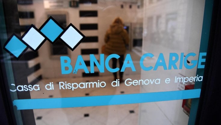 Carige, cessione vicina. Lunedì il Fondo deciderà sull’esclusiva