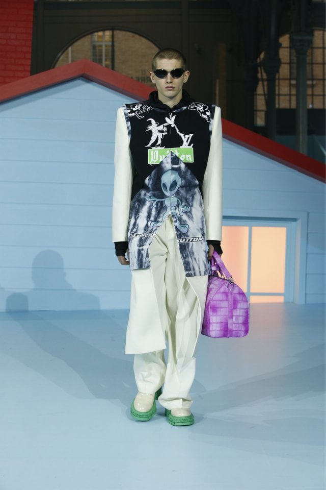 Louis Vuitton: il testamento di Virgil Abloh nella collezione uomo  autunno-inverno 2022/2023 - la Repubblica