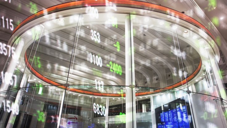 Le Borse di oggi, 4 febbraio 2022. La Bce pesa ancora sui mercati, listini Ue in calo. Meglio delle attese i dati sul lavoro Usa, ma sale la disoccupazione