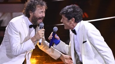 <strong>La classifica</strong> delle cover: vince Gianni Morandi con Jovanotti