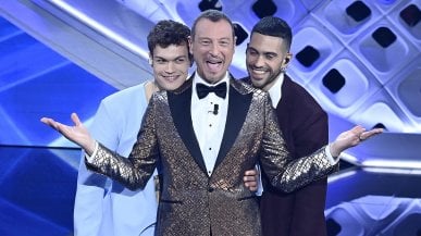 <strong>Gli ascolti </strong>Con le cover lo show vola: 11 milioni e pi&ugrave; del 60%