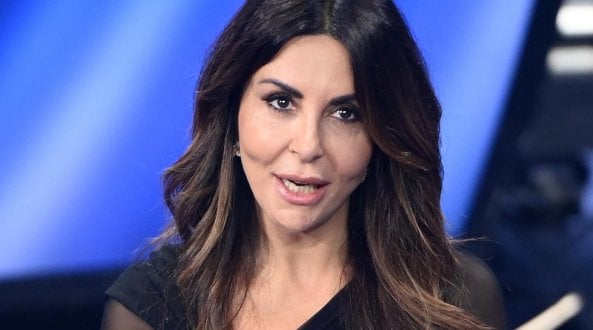 Sabrina Ferilli e il non-monologo: "Sono qui per la mia storia, e ho scelto la leggerezza che non &egrave; superficialit&agrave;"