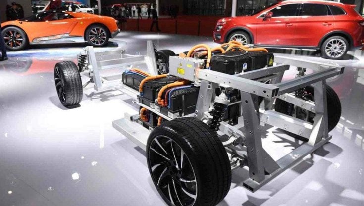 Auto elettriche, raddoppiano le vendite di batterie. Cina sempre più padrona