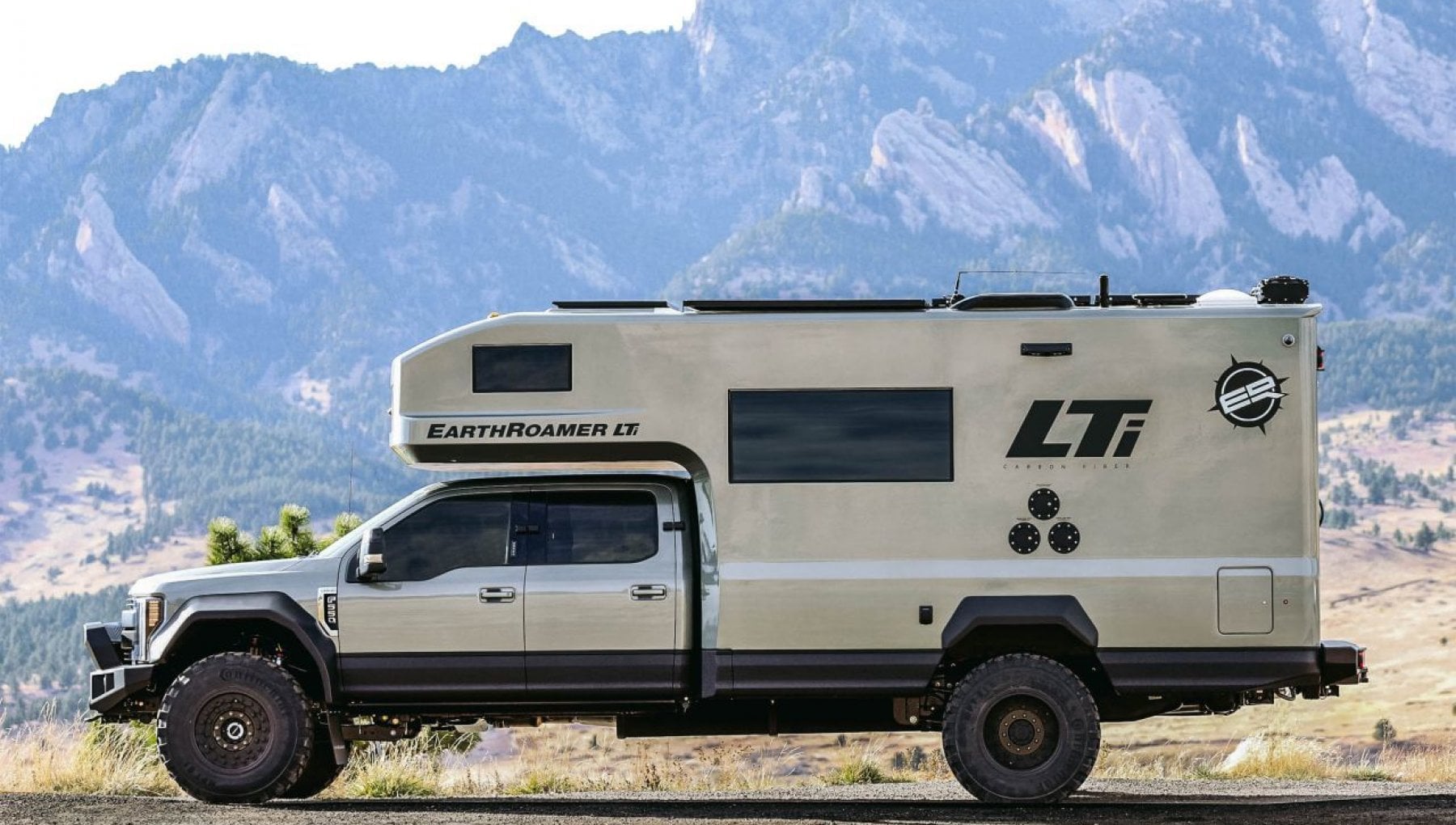 La Star Di Aquaman Che Vive In Un Camper Da 750 Mila Euro La Repubblica