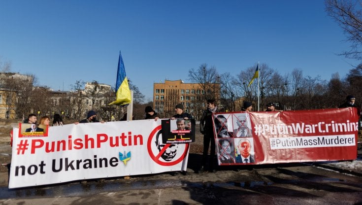 Proteste contro Putin a Kiev