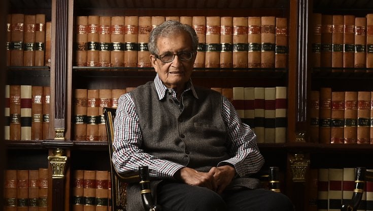 Amartya Sen (88 anni), ritratto nel 2017 a New Delhi (Getty Images)