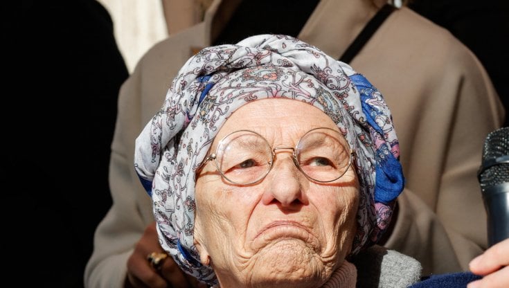 Emma Bonino durante punto stampa in vista della pronuncia della Corte costituzionale sul referendum